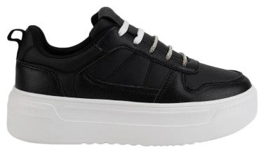 BELINDA PEREGRIN tenis urbano