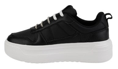 BELINDA PEREGRIN tenis urbano