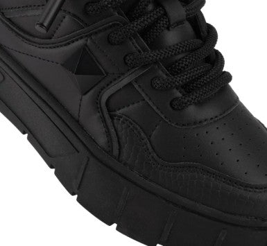 BELINDA PEREGRIN tenis urbano