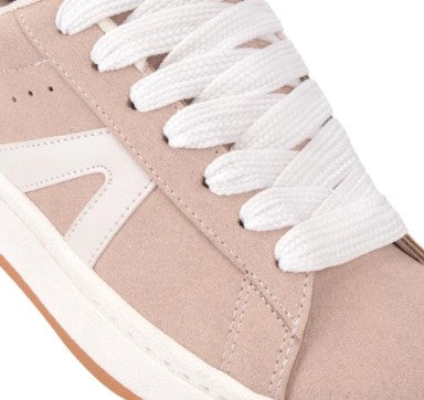 BELINDA PEREGRIN tenis skate